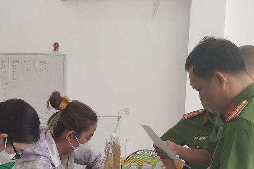 Công an đồng loạt kiểm tra các địa điểm giao dịch của Công ty F88 tại Bạc Liêu