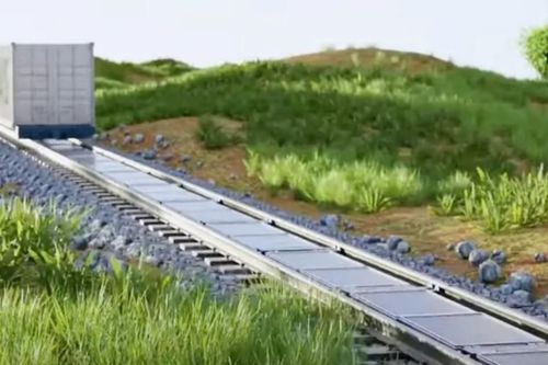 Pin mặt trời tháo lắp được trên đường sắt