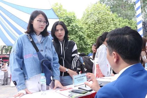 'Sửa sai' chọn ngành, chọn trường cho người học