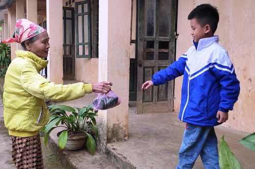 Mơ có chế độ bán trú cho học sinh ở điểm lẻ