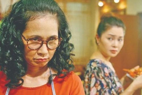 Mẹ chồng giờ đây không còn tai quái