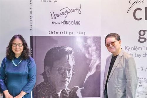 Vợ nhạc sĩ Hồng Đăng phát hiện tác phẩm thất lạc của chồng
