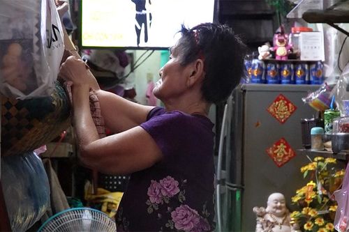 Khu Mả Lạng: Gia đình 12 người chen chúc, thấp thỏm trong ngôi nhà 15 m2