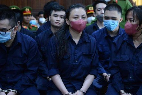 Nữ giám đốc trong vụ truy sát Quân 'xa lộ' khai báo lòng vòng