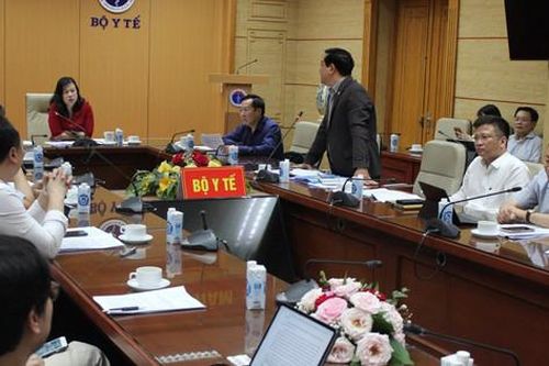 Không để tình trạng bệnh nhân phải đi mua thuốc, vật tư y tế