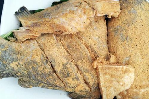 Yêu cầu báo cáo xử lý vụ ngộ độc cá chép muối ủ chua trước 23/3