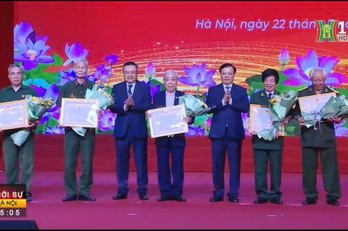 Gặp mặt kỷ niệm 50 năm ''Chiến thắng trở về''