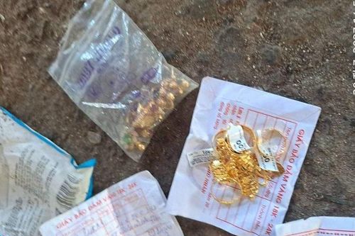 Tin 22/3: Diễn biến nóng vụ 11 kg ma túy từ Pháp về Việt Nam; tìm thấy trang sức trị giá 6,5 chỉ vàng trong nhà máy rác