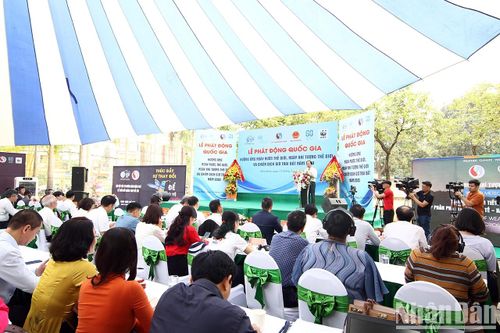 Đẩy mạnh lối sống xanh, thân thiện môi trường và phát triển bền vững