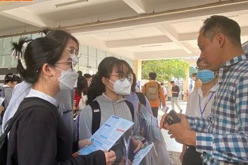 Trường ĐH Sư phạm TP. HCM điều chỉnh lịch thi Đánh giá năng lực chuyên biệt đợt 1