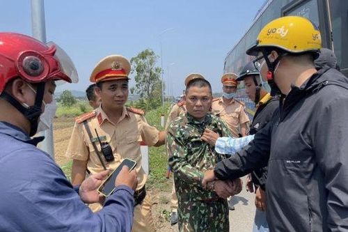Tuyên Quang: Bắt kẻ cướp xe máy, kéo lê người phụ nữ trên đường