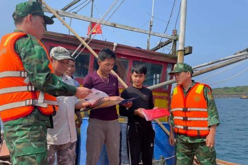 Công tác phổ biến, giáo dục pháp luật trong Quân đội ngày càng thực chất, hiệu quả