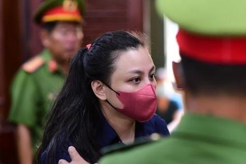 Nữ Việt kiều đứng sau vụ truy sát đại ca giang hồ Quân 'Xa lộ' bị đề nghị án chung thân