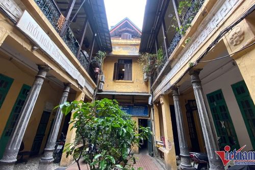 Thăm ngôi biệt thự 800m2 của đại gia nức tiếng Hà Nội xưa