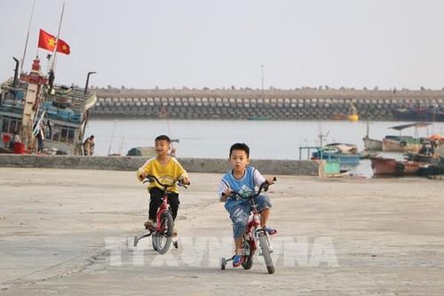 Hạ tầng đổi thay trên đảo Bạch Long Vỹ
