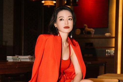 Thư Kỳ lần đầu tiết lộ bí quyết giữ dáng ở tuổi 47