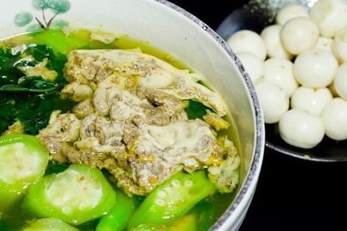 2 loại rau 'quốc dân' nấu canh cua đồng giúp nhuận tràng, khỏe ruột