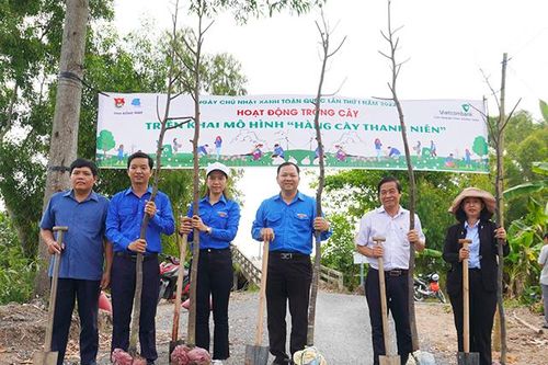 Xung kích, tình nguyện bảo vệ môi trường, ứng phó với biến đổi khí hậu