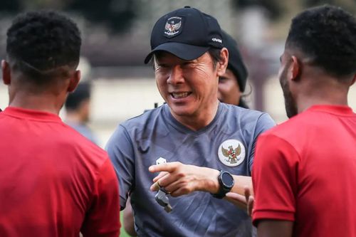 Muốn tìm đối thủ top 100 FIFA đấu tuyển Indonesia, HLV Shin Tae-yong vỡ mộng