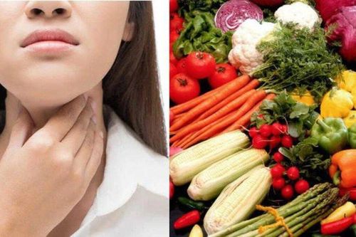 Nên ăn gì khi bị viêm họng?