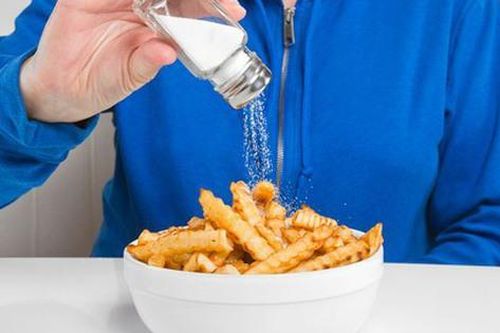7 loại thực phẩm 'kìm hãm' cơ thể bạn hấp thụ canxi