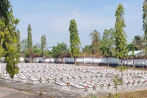 Chư Tan Kra - Các anh đã hòa cùng mây trắng