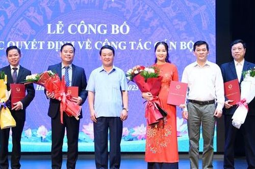 Ủy ban Dân tộc công bố quyết định điều động, bổ nhiệm cán bộ