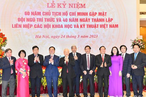 Lễ kỷ niệm 60 năm Chủ tịch Hồ Chí Minh gặp mặt đội ngũ trí thức