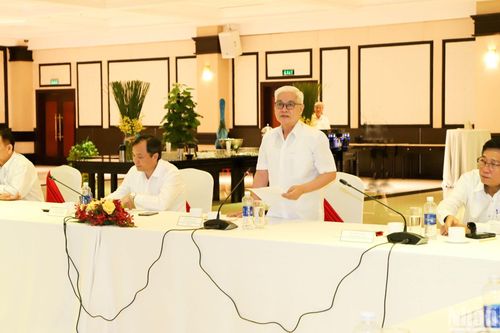 Bình Dương chia sẻ mô hình công nghiệp-dịch vụ và đô thị với các địa phương
