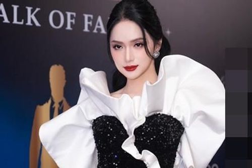 Loạt ồn ào hành xử kém duyên của Hoa hậu Hương Giang