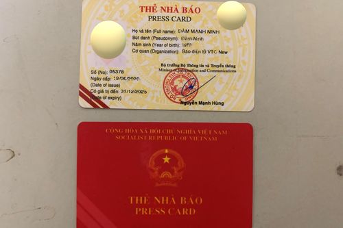 Mua thẻ Nhà báo giả để 'phòng thân' vì thường vi phạm giao thông