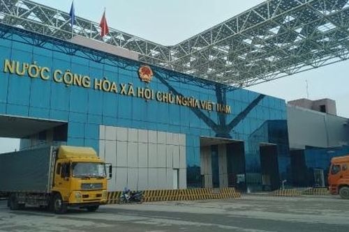 Cửa khẩu Móng Cái chính thức là cửa khẩu nhập khẩu lương thực vào Trung Quốc