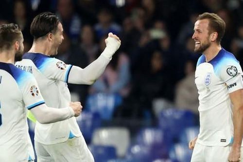 Những kỷ lục được lập nên sau trận Italia 1-2 Anh