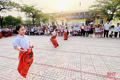 Thiếu nhi Hà Tĩnh náo nức với Ngày hội 'Thiếu nhi vui khỏe - Tiến bước lên Đoàn'