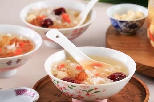 Bà bầu có được ăn chè dưỡng nhan - món ăn mùa hè được yêu thích không?