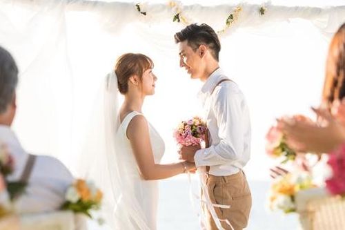 Đi đám cưới bạn thân, tôi tái mặt khi nhìn thấy chú rể