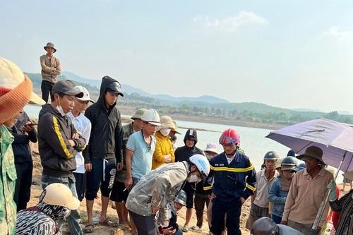 Kon Tum: Đi tắm hồ đập, hai cháu nhỏ bị đuối nước