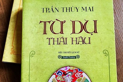 Tiểu thuyết lịch sử cung đình Từ Dụ Thái hậu