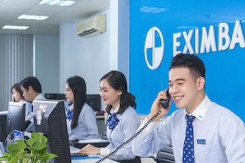 Eximbank thu thêm 55.000 đồng/tháng phí SMS Banking