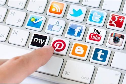 Xử lý nghiêm trường hợp đặt quảng cáo vào nội dung xấu độc
