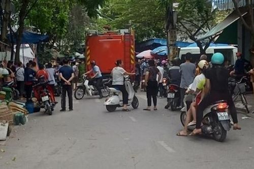 Sập giàn giáo khiến 3 người thương vong