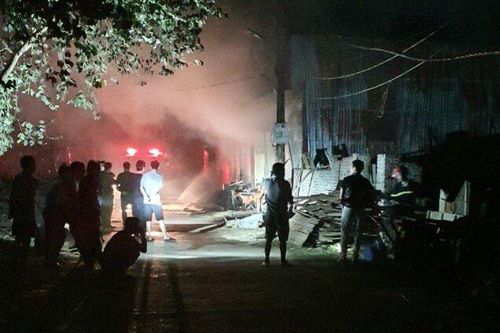 Cháy xưởng gỗ ở Bắc Giang, 5 người cùng gia đình thương vong