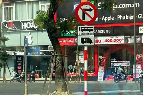 Lo bị cắt 'cần câu cơm', dân khu phố đi bộ gần trăm tỷ ở Huế cầu cứu