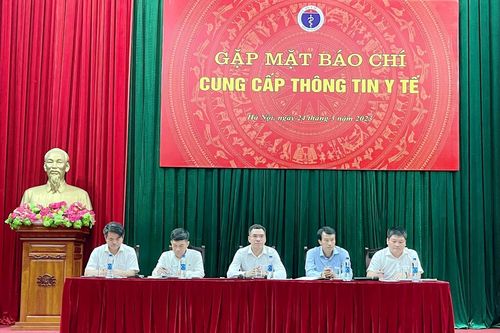 Bộ Y tế cam kết giải quyết 7.000 hồ sơ cấp phép thiết bị y tế tồn đọng