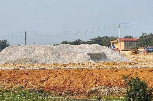 Doanh nghiệp 'kêu trời' vì giá vật liệu công bố thấp hơn giá thực tế