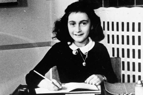 Những giả thuyết về kẻ phản bội gia đình Anne Frank