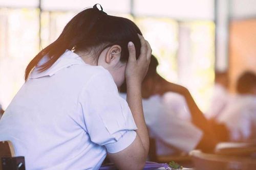 Nữ sinh lớp 12 viêm phụ khoa nặng vì quan hệ không dùng bao cao su