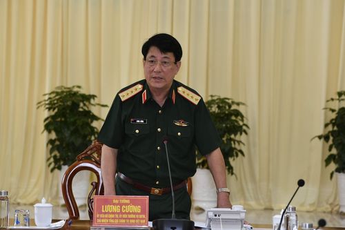 Đại tướng Lương Cường thăm, làm việc với các đơn vị vũ trang tại Phú Quốc