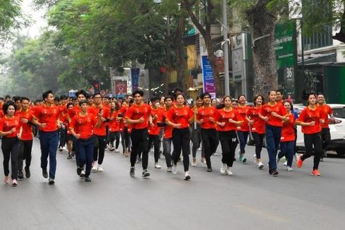 Rước đuốc SEA Games 32 ở Thủ đô Hà Nội