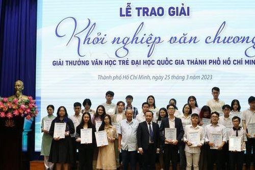 Hơn 1.000 tác phẩm tham gia Giải thưởng Văn học trẻ ĐHQG TP. HCM năm 2022